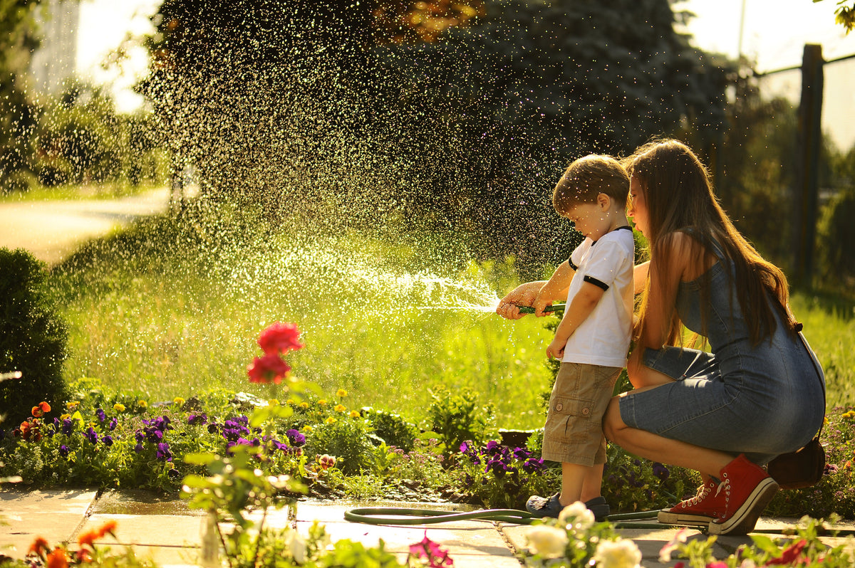 The Essential Garden Hose Buying Guide